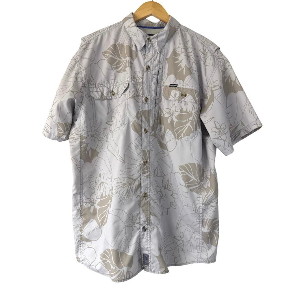 Patagonia Sol Patrol Fly Fishing Hawaiian Print Short Sleeve Button Shirt Mens L